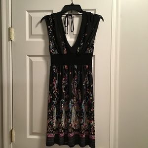 My Michelle pattern v-neck dress